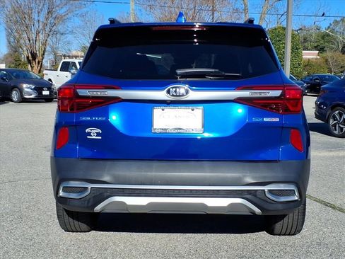 Used 2021 Kia Seltos SX w/ SX Sunroof Package image 5