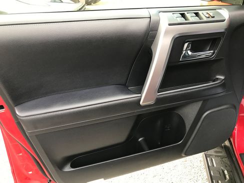 Used 2024 Toyota 4Runner SR5 image 13