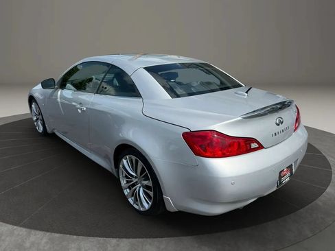 Used 2014 INFINITI Q60 Convertible w/ Premium Package RWD image 10