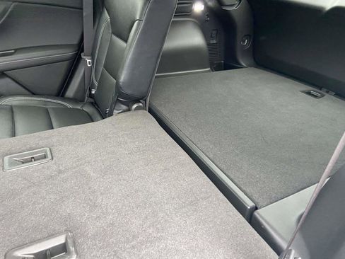 Certified 2025 Chevrolet Blazer LT image 5