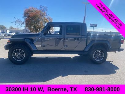 Used 2022 Jeep Gladiator Overland w/ Popular Equipment Package