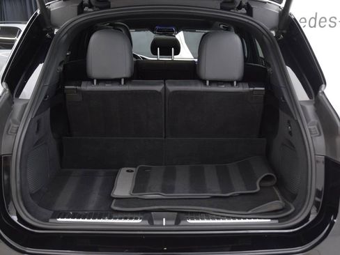 Used 2024 Mercedes-Benz EQS 450+ SUV image 3