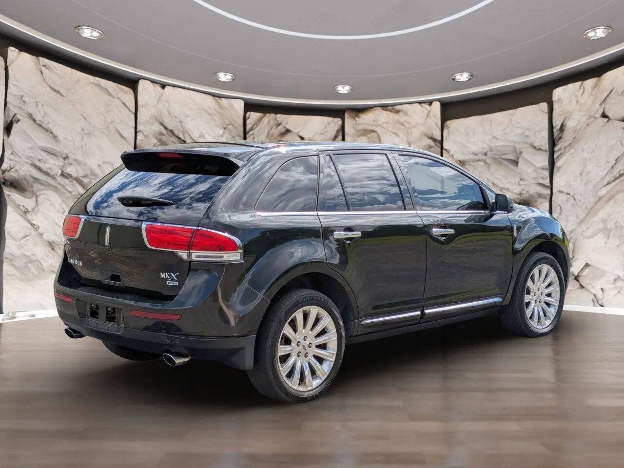 Used 2012 Lincoln MKX AWD image 9