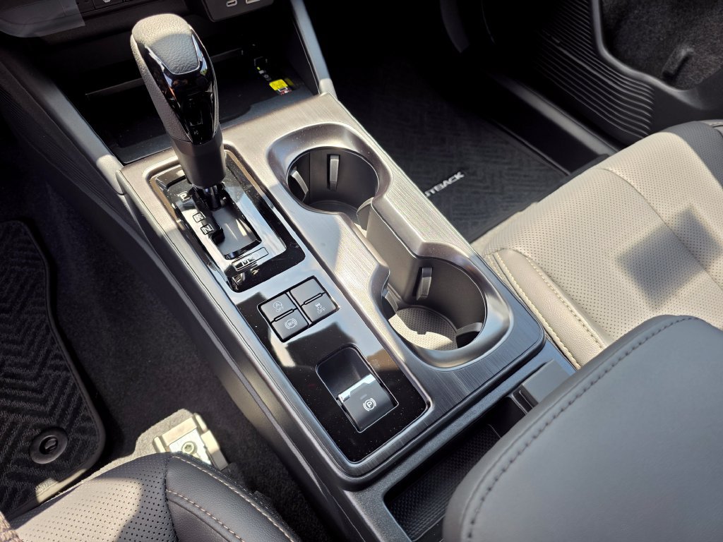New 2026 Subaru Outback Limited AWD/4WD image 22