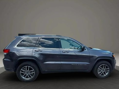Used 2020 Jeep Grand Cherokee Laredo w/ 18" Wheel & 8.4" Radio Group RWD image 6