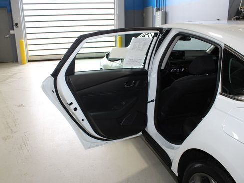 Used 2024 Honda Accord EX image 15