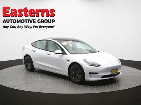 Used 2023 Tesla Model 3 Standard Range RWD image 45