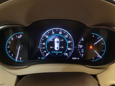 Used 2015 Buick LaCrosse Premium image 23