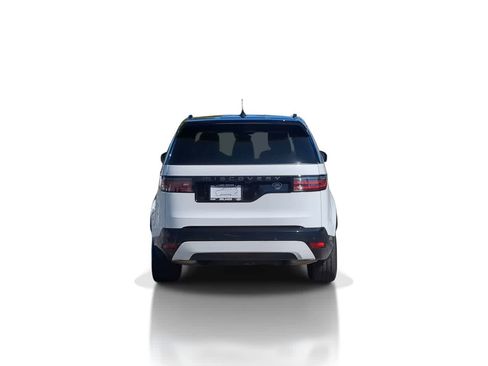 Used 2023 Land Rover Discovery HSE R-Dynamic image 7