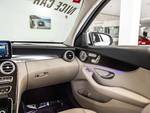 Used 2021 Mercedes-Benz C 300 Sedan image 39