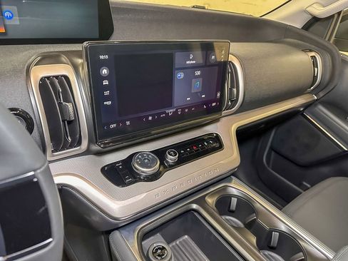 New 2026 Ford Expedition Active AWD/4WD image 36