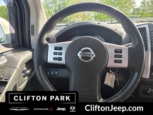Used 2017 Nissan Frontier PRO-4X w/ Pro-4x Luxury Package AWD/4WD image 17