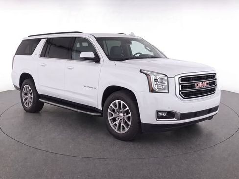 Used 2018 GMC Yukon XL SLT w/ Open Road Package RWD image 2