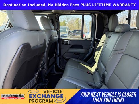 New 2026 Jeep Gladiator Mojave image 12