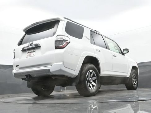 Used 2021 Toyota 4Runner TRD Off-Road Premium w/ Moonroof Package AWD/4WD image 11