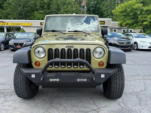Used 2013 Jeep Wrangler Sahara w/ Connectivity Group AWD/4WD image 2