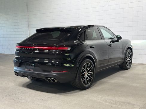Certified 2026 Porsche Cayenne S AWD/4WD image 7
