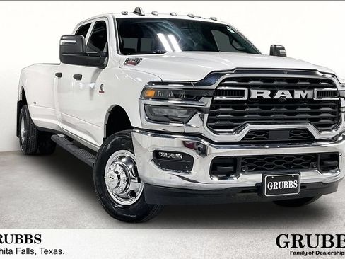 Used 2026 RAM 3500 Tradesman AWD/4WD image 1