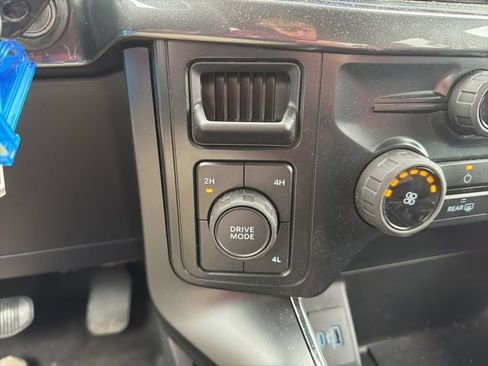 Used 2024 Ford F150 STX image 26