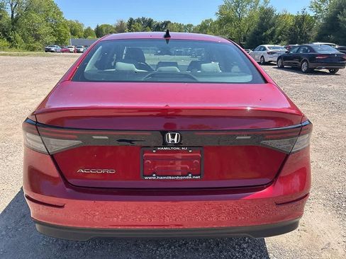 Used 2025 Honda Accord SE image 5