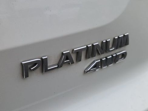 Certified 2024 Nissan Pathfinder Platinum AWD/4WD image 13
