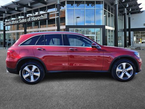 Used 2018 Mercedes-Benz GLC 300 4MATIC image 6