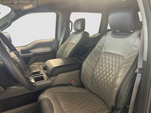 Used 2019 Ford F150 XLT w/ Equipment Group 302A Luxury RWD image 11