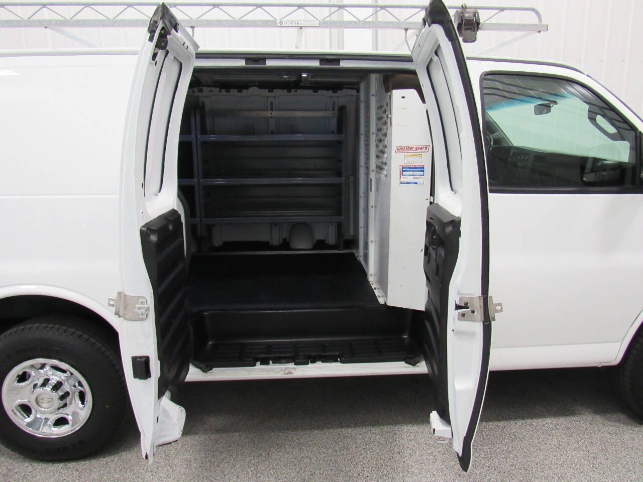 Used 2020 Chevrolet Express 2500 w/ Driver Convenience Package RWD image 19