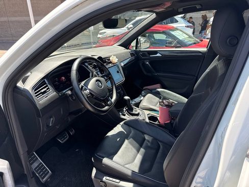 Used 2020 Volkswagen Tiguan SEL Premium R-Line w/ 3rd Row Seat Package AWD/4WD image 4