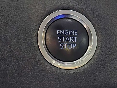 Certified 2023 Toyota Tundra Limited AWD/4WD image 19