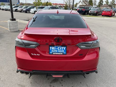Used 2021 Toyota Camry SE FWD image 6