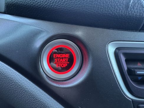 Used 2017 Honda Pilot EX-L image 30