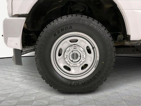 Used 2019 Ford F350 XL w/ Power Equipment Group image 27