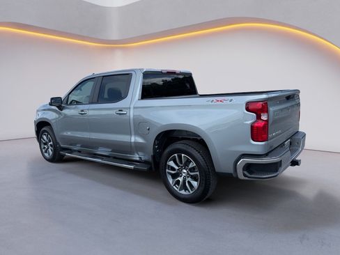Used 2024 Chevrolet Silverado 1500 LT AWD/4WD image 5
