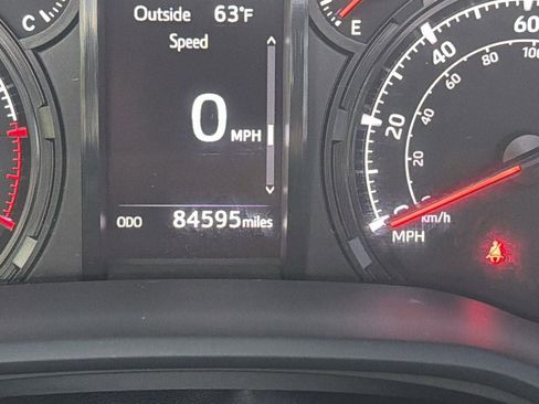 Used 2022 Toyota 4Runner SR5 Premium image 27