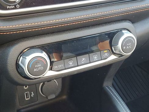 Used 2020 Nissan Kicks SR FWD image 14