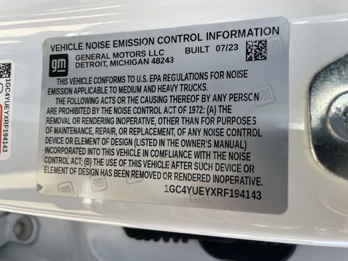 Used 2024 Chevrolet Silverado 3500 LTZ w/ LTZ Plus Package image 44