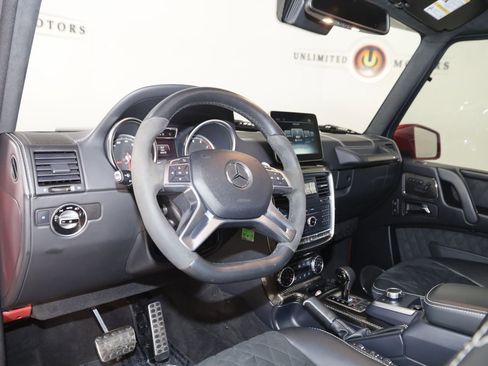 Used 2017 Mercedes-Benz G 550 Squared image 33