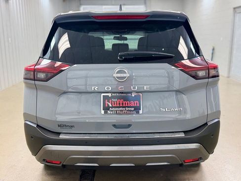 Used 2023 Nissan Rogue SL AWD/4WD image 6