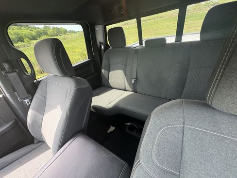 Used 2022 RAM 2500 Tradesman AWD/4WD image 33