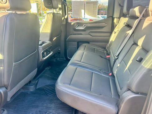 Used 2022 Chevrolet Silverado 1500 LTZ image 18