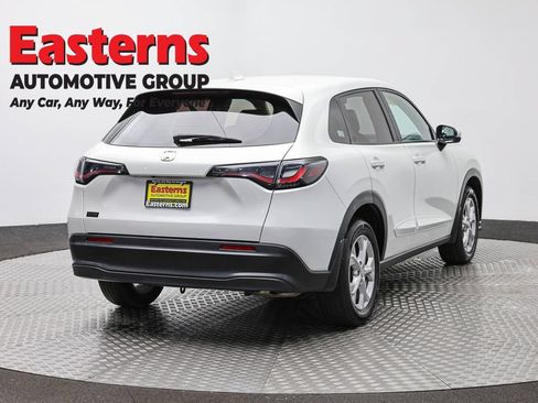 Used 2024 Honda HR-V LX image 5