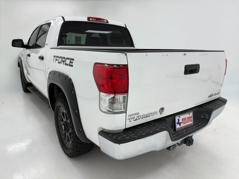 Used 2012 Toyota Tundra 4x4 CrewMax image 18
