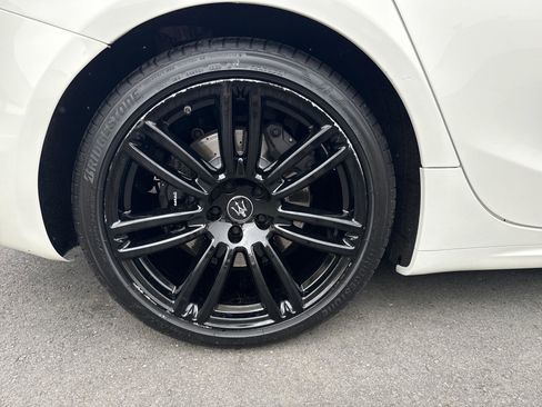 Used 2023 Maserati Ghibli Modena Q4 image 31