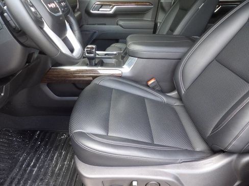 Used 2025 GMC Sierra 1500 Elevation image 20