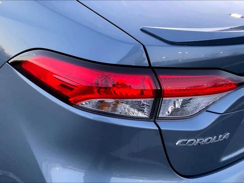 Used 2022 Toyota Corolla SE image 26