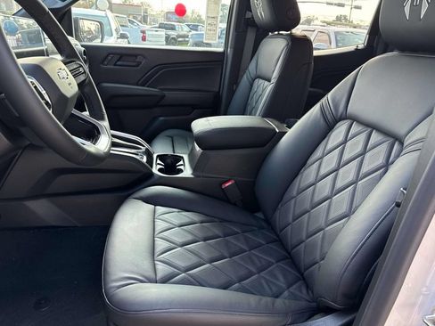 New 2026 Chevrolet Colorado Trail Boss AWD/4WD image 8