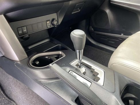 Used 2018 Toyota RAV4 XLE image 20