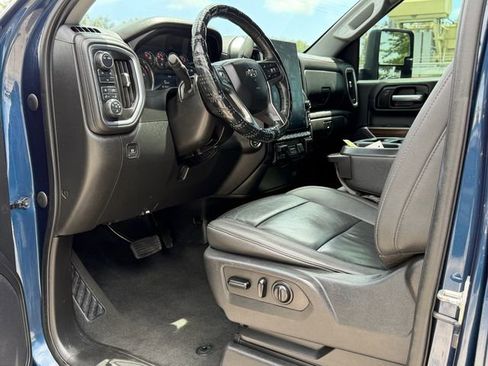 Used 2021 Chevrolet Silverado 2500 LT w/ Z71 Sport Edition AWD/4WD image 15