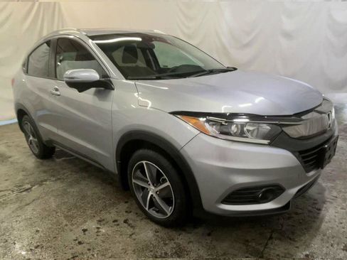 Used 2022 Honda HR-V EX image 2